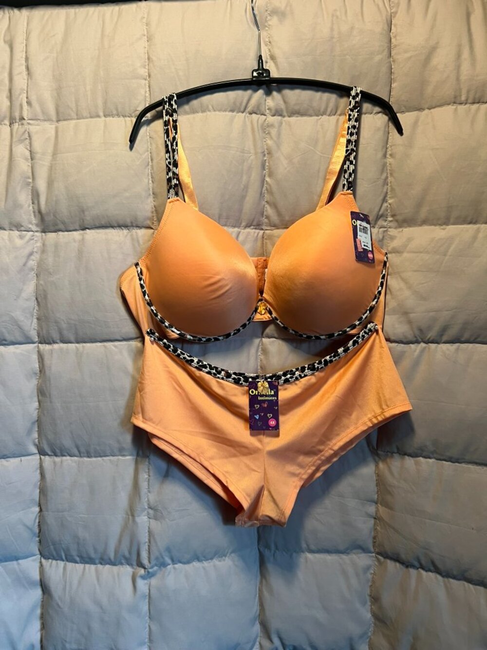 ORNELLA Underwire Padded-  Plus Size Bra and matching Panties